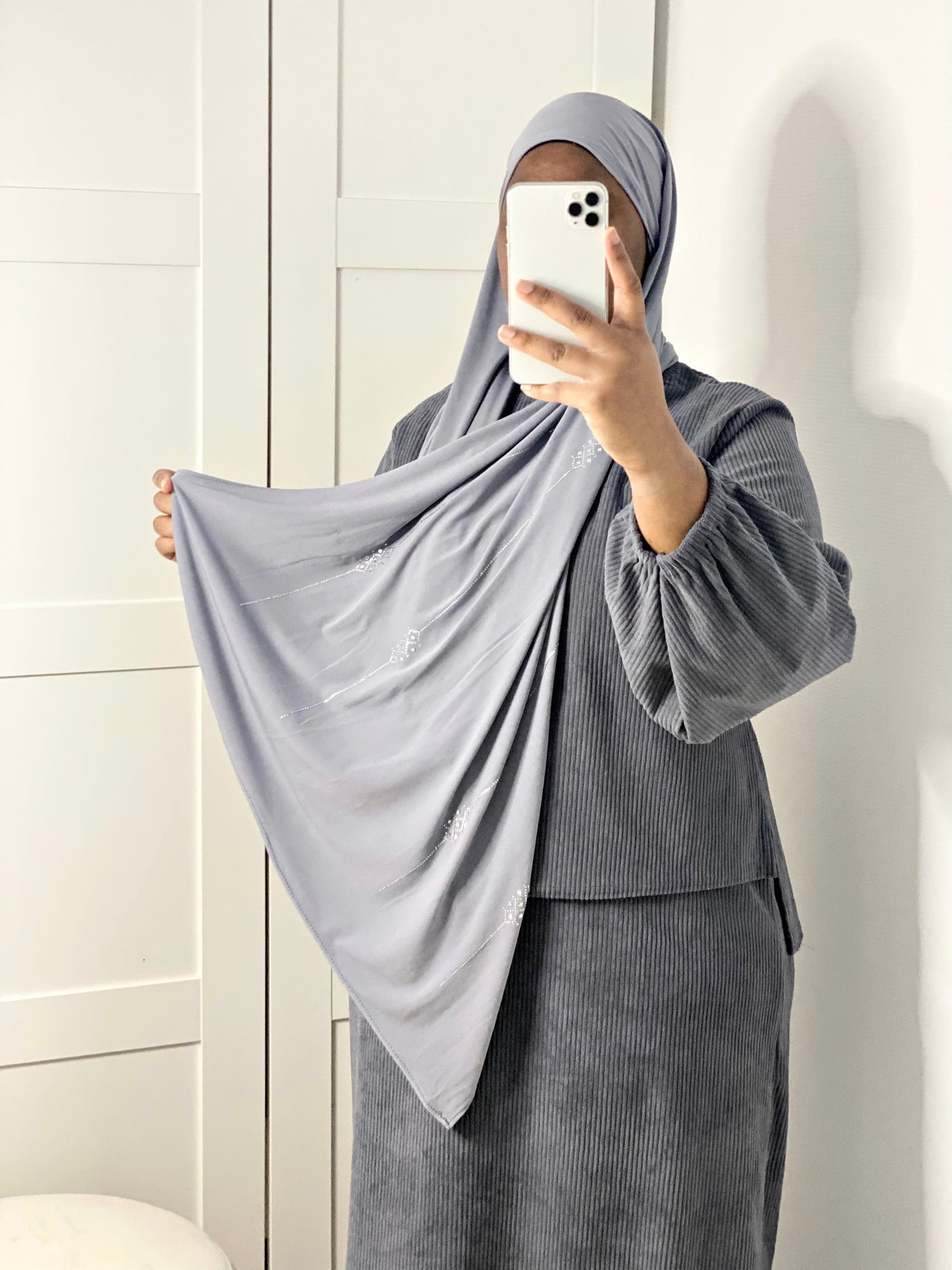 Hijab Jersey premium à strass - Gris foncé