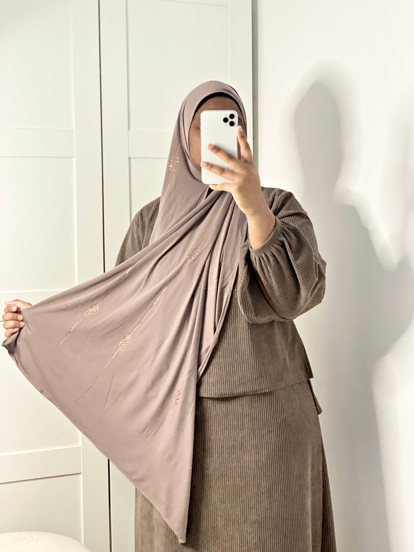 Hijab Jersey premium à strass - Taupe foncé